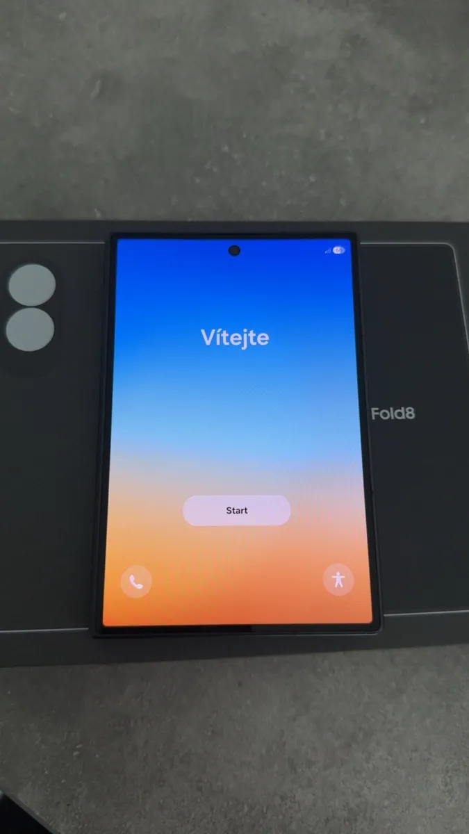 Samsung Galaxy Z fold 8 - Image 1