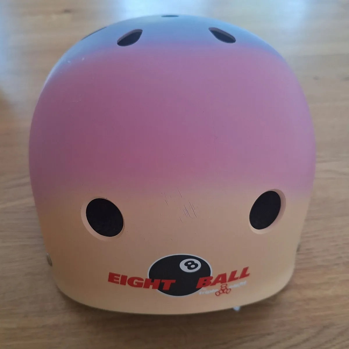 Eight Ball Skate Helmet & 3 Pad Set - Image 2