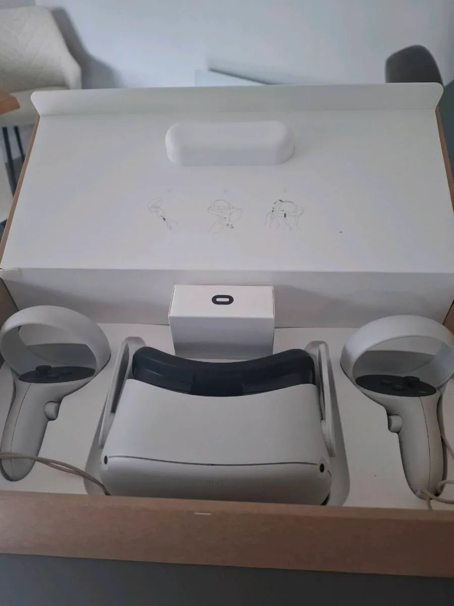 Oculus quest 2 - Image 2