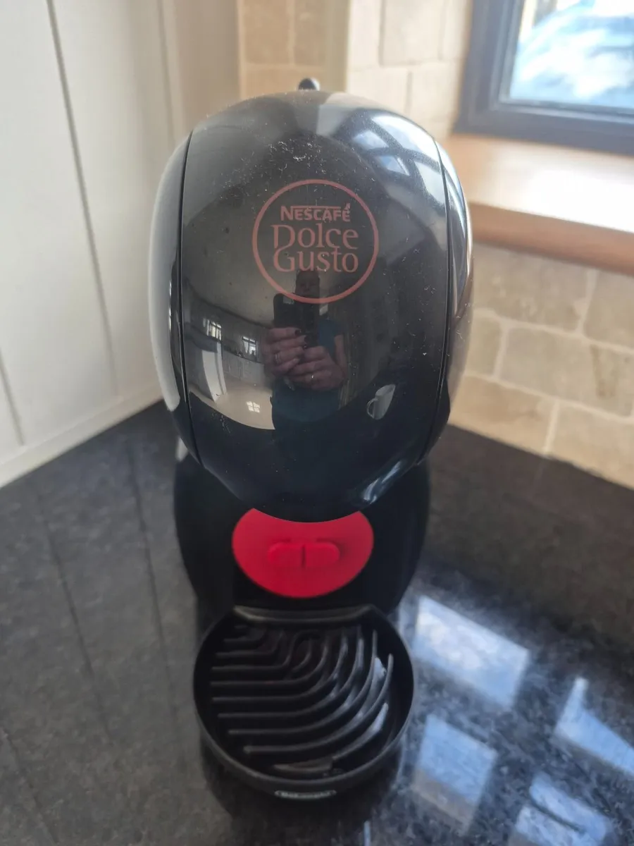 De’Longhi Dolce Gusto Piccolo XS Coffee Machine – - Image 1