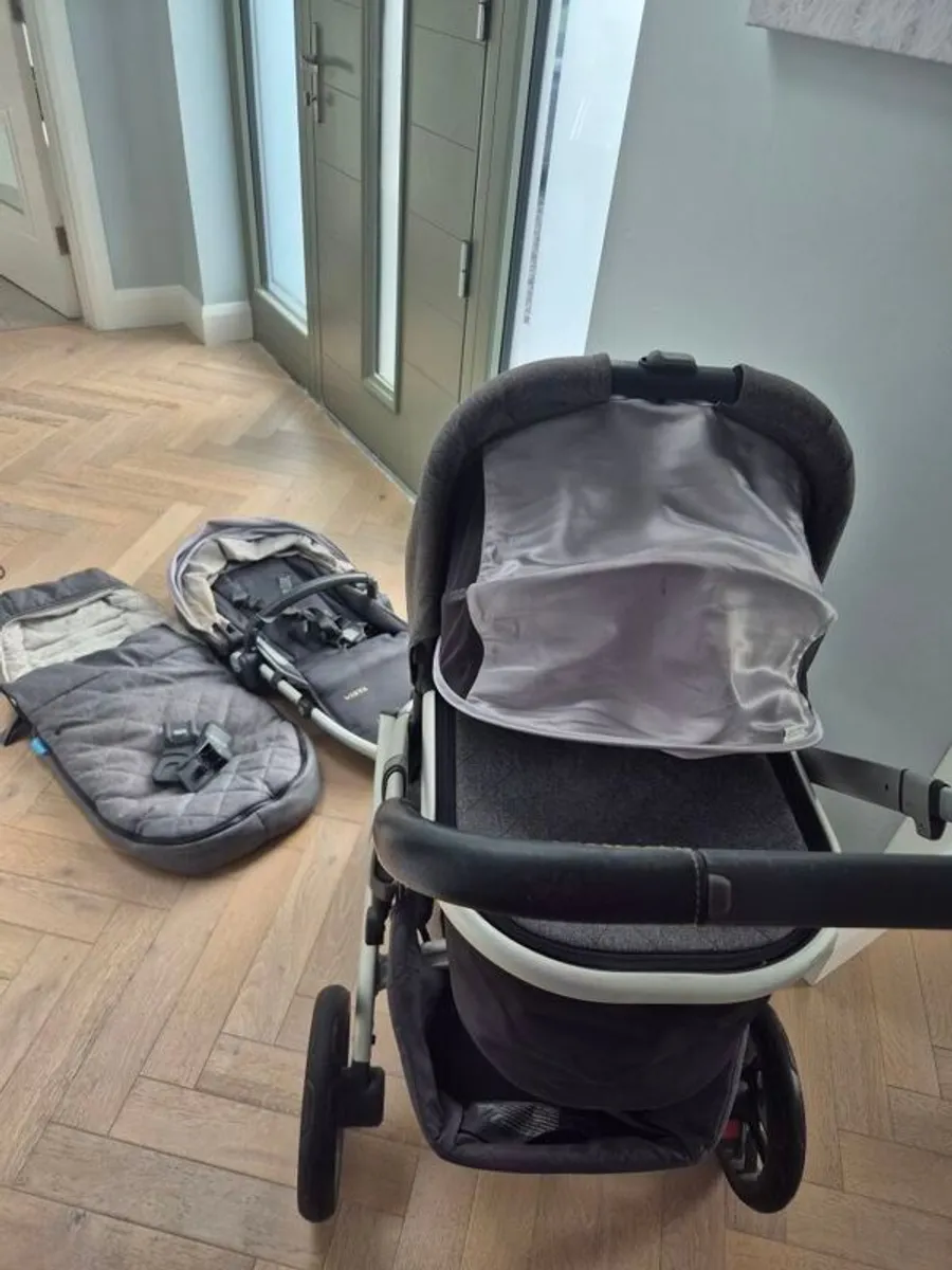 Uppababy Vista - Image 1