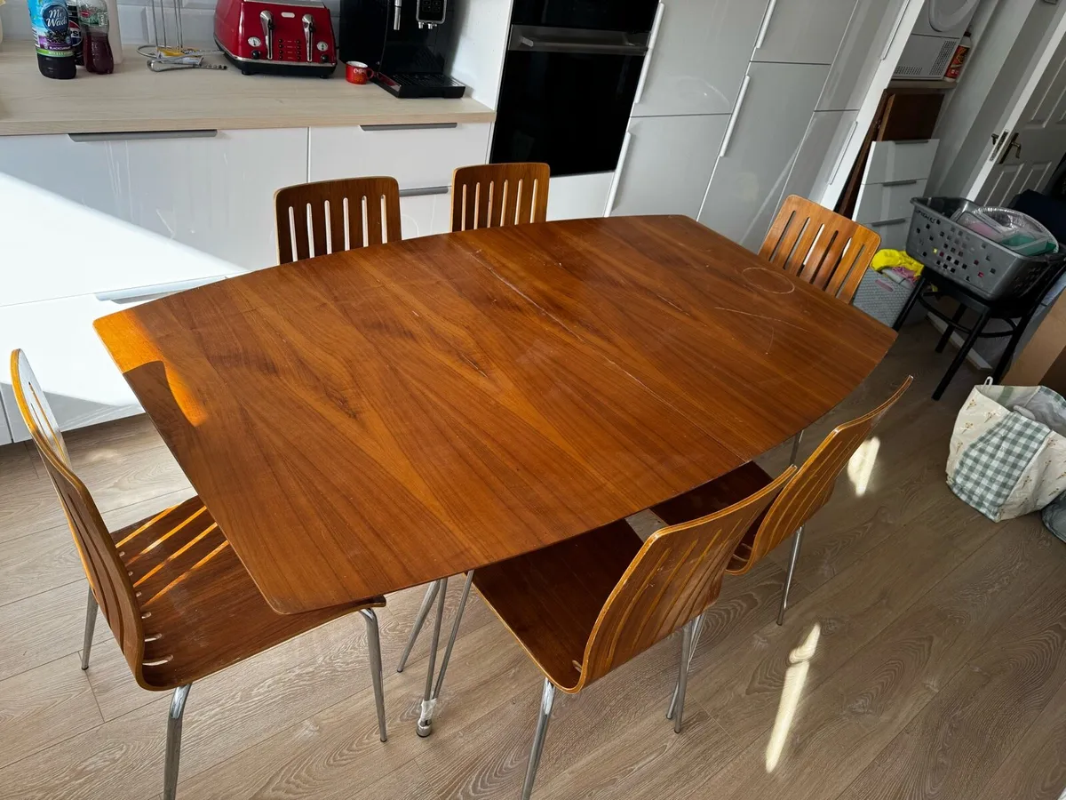Free Kitchen Dining Extendable incl 6 Chairs - Image 3