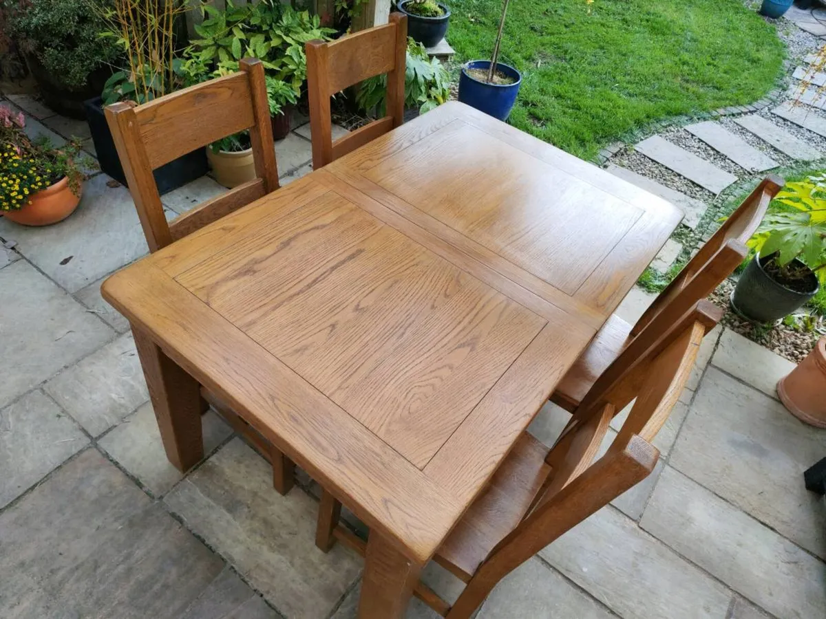 Oak table - Image 1