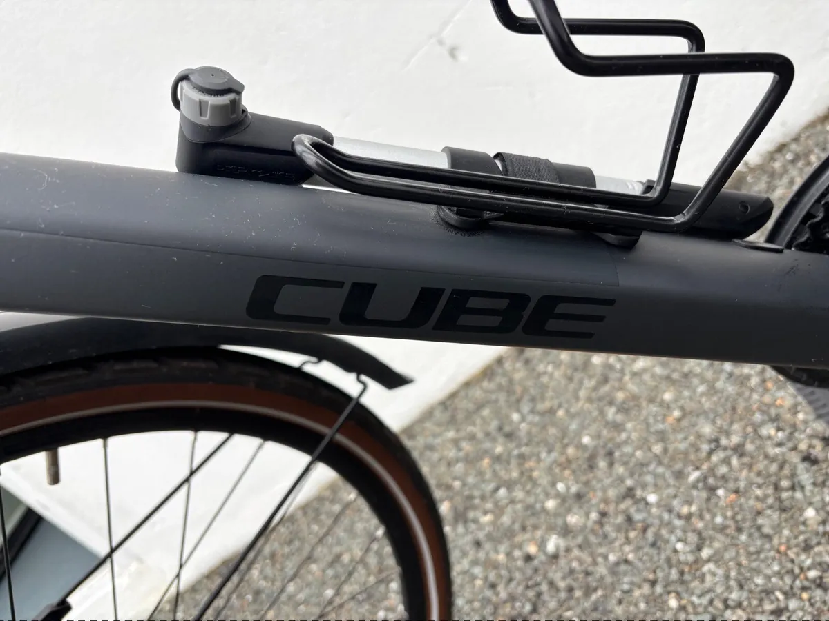 Cube Kathmandu Pro Men’s Touring Bike - Image 2