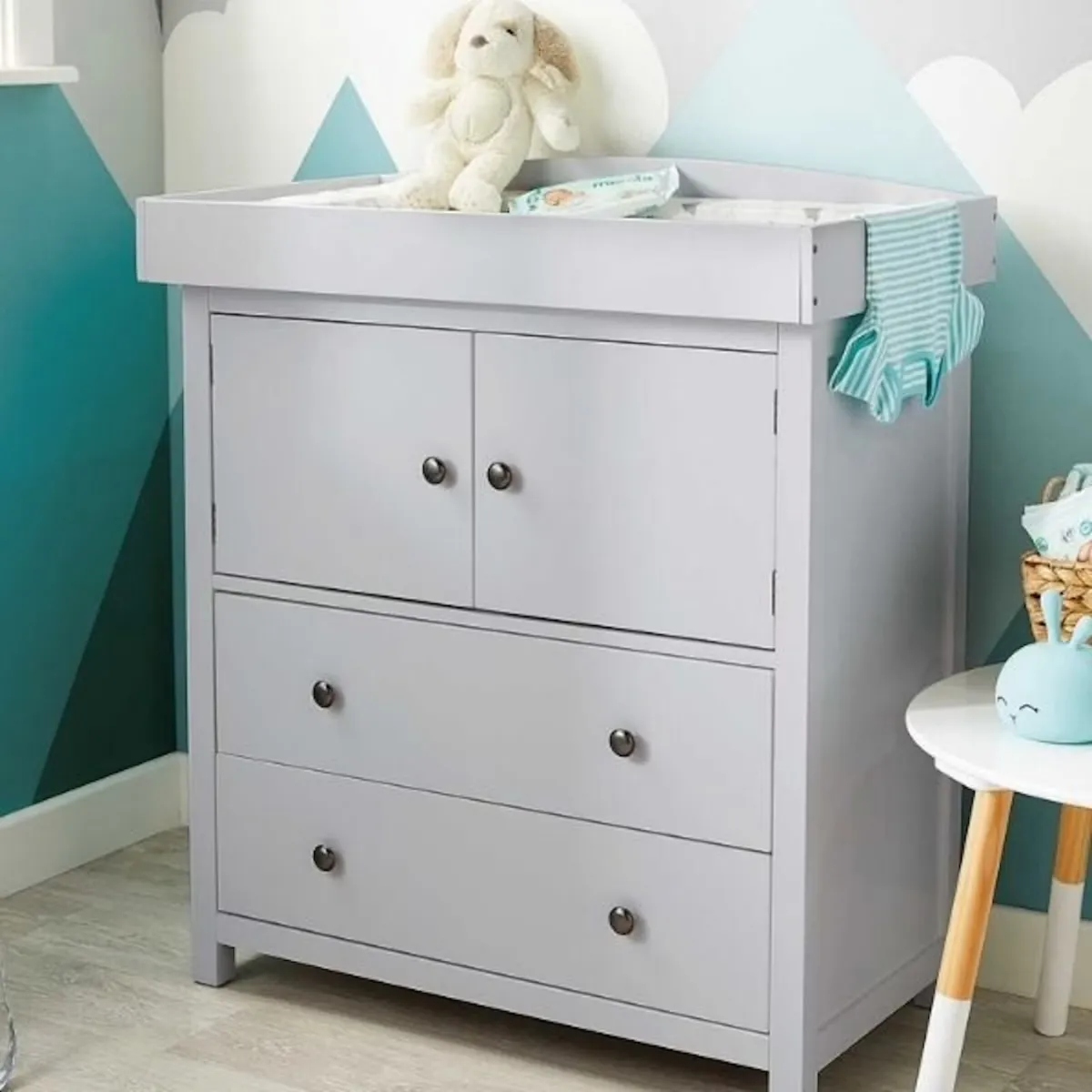 Chest of Drawers with removable changing unit - Image 1