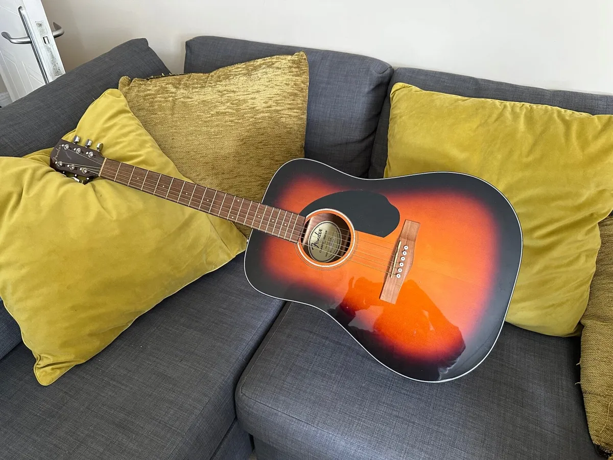 Adult guitar - Image 3