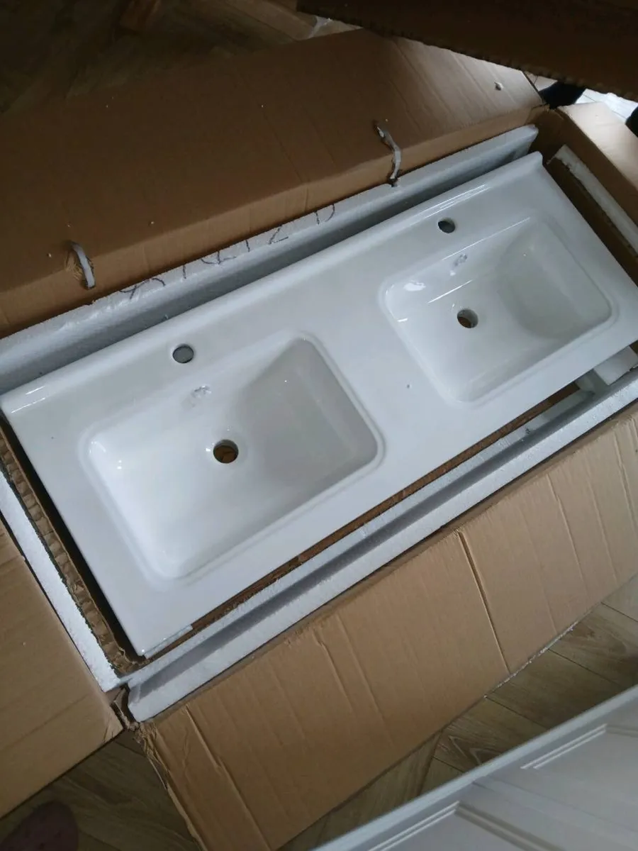 Double sink - Image 1