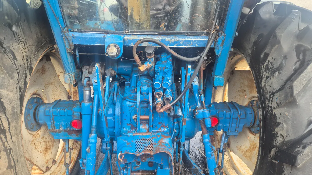 FORD 7610 - Image 4