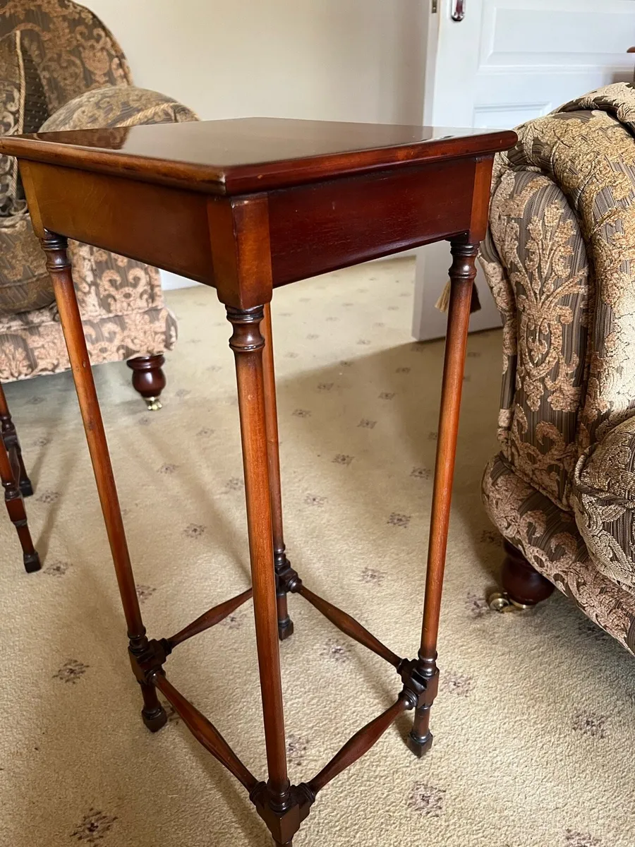 Nest of Tables - Image 3
