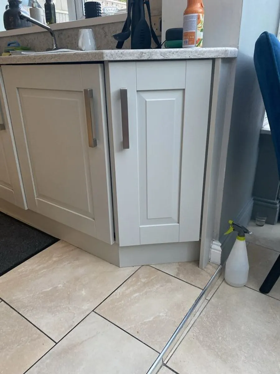 kitchen - Image 1