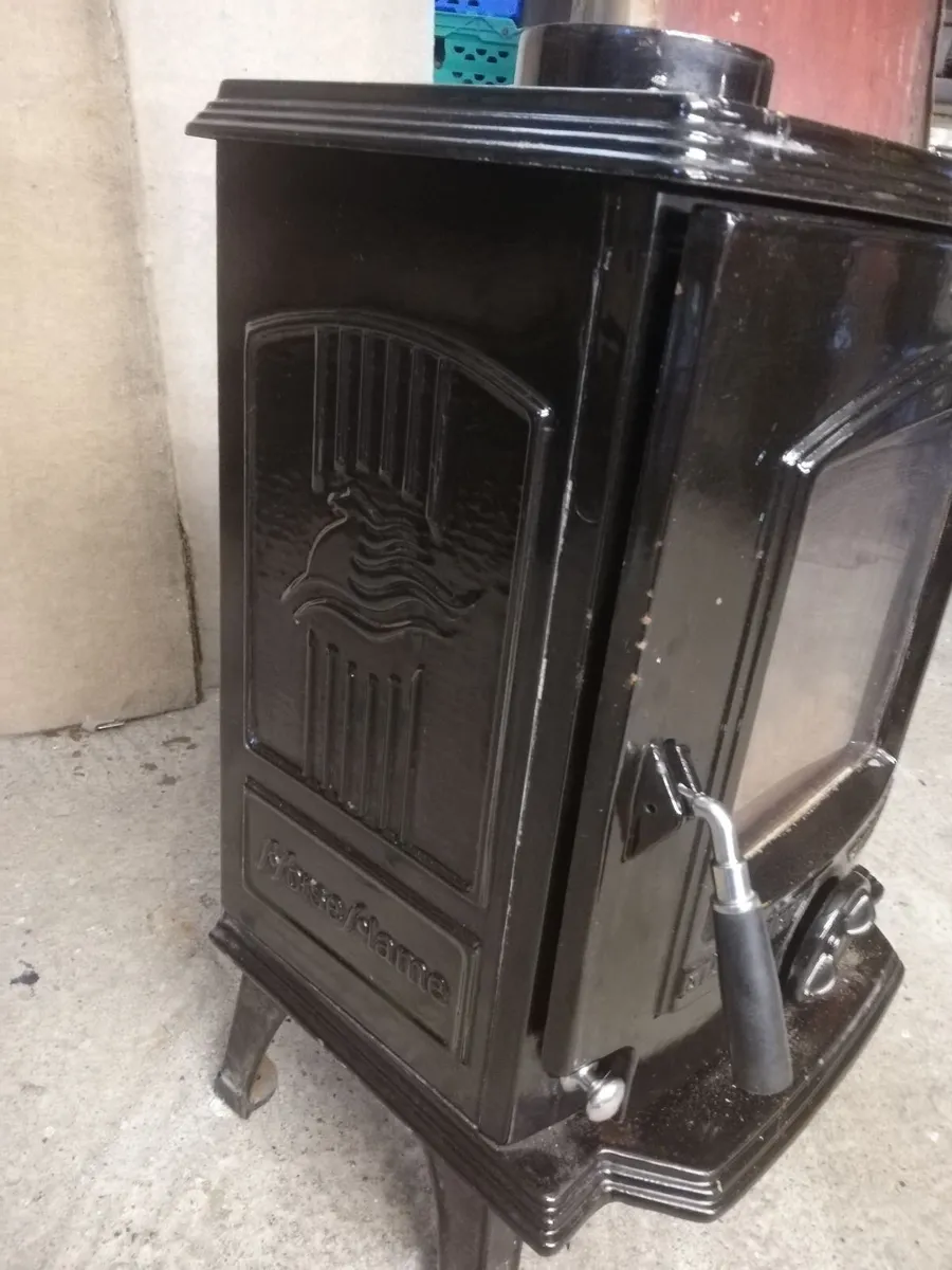 Stove - Image 2
