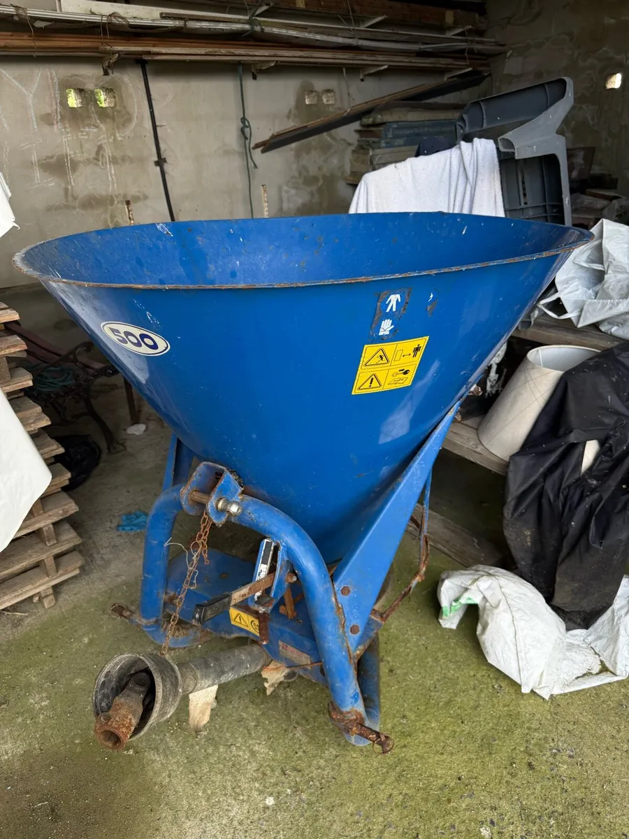 Fertiliser Spreader Fleming FS500 - Image 1