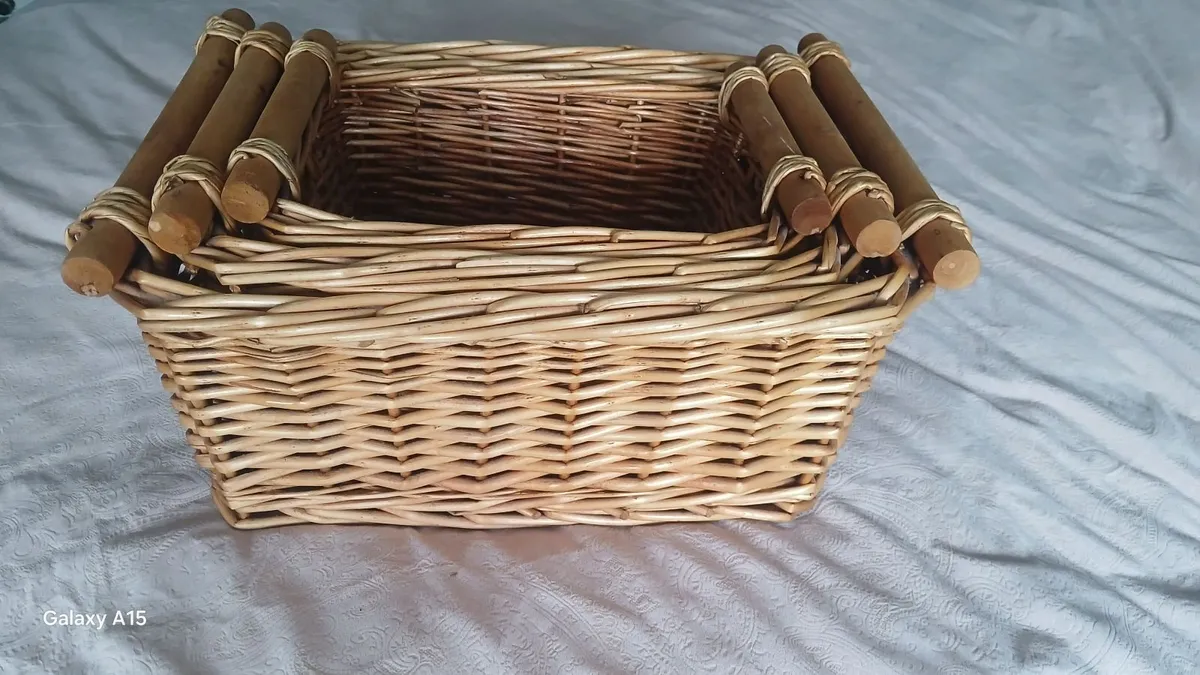 Wicker baskets - Image 1