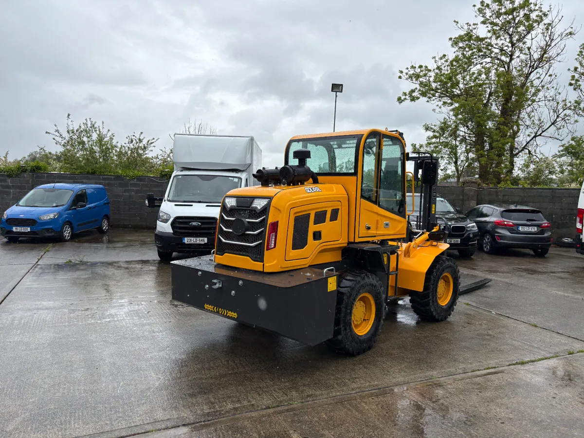 3.5 Ton 4 x 4 Rough Terrain Fork lift.. New/Unused - Image 3