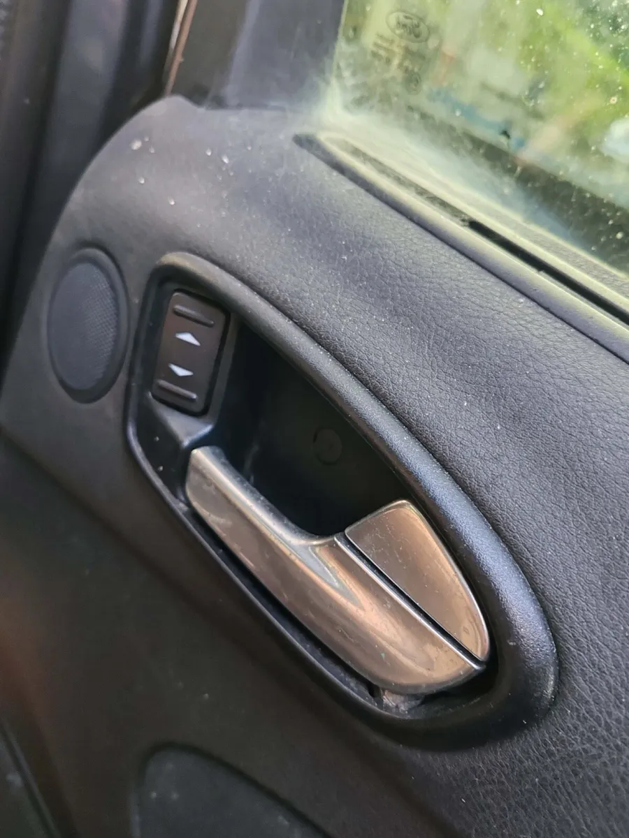Ford galaxy - Image 3