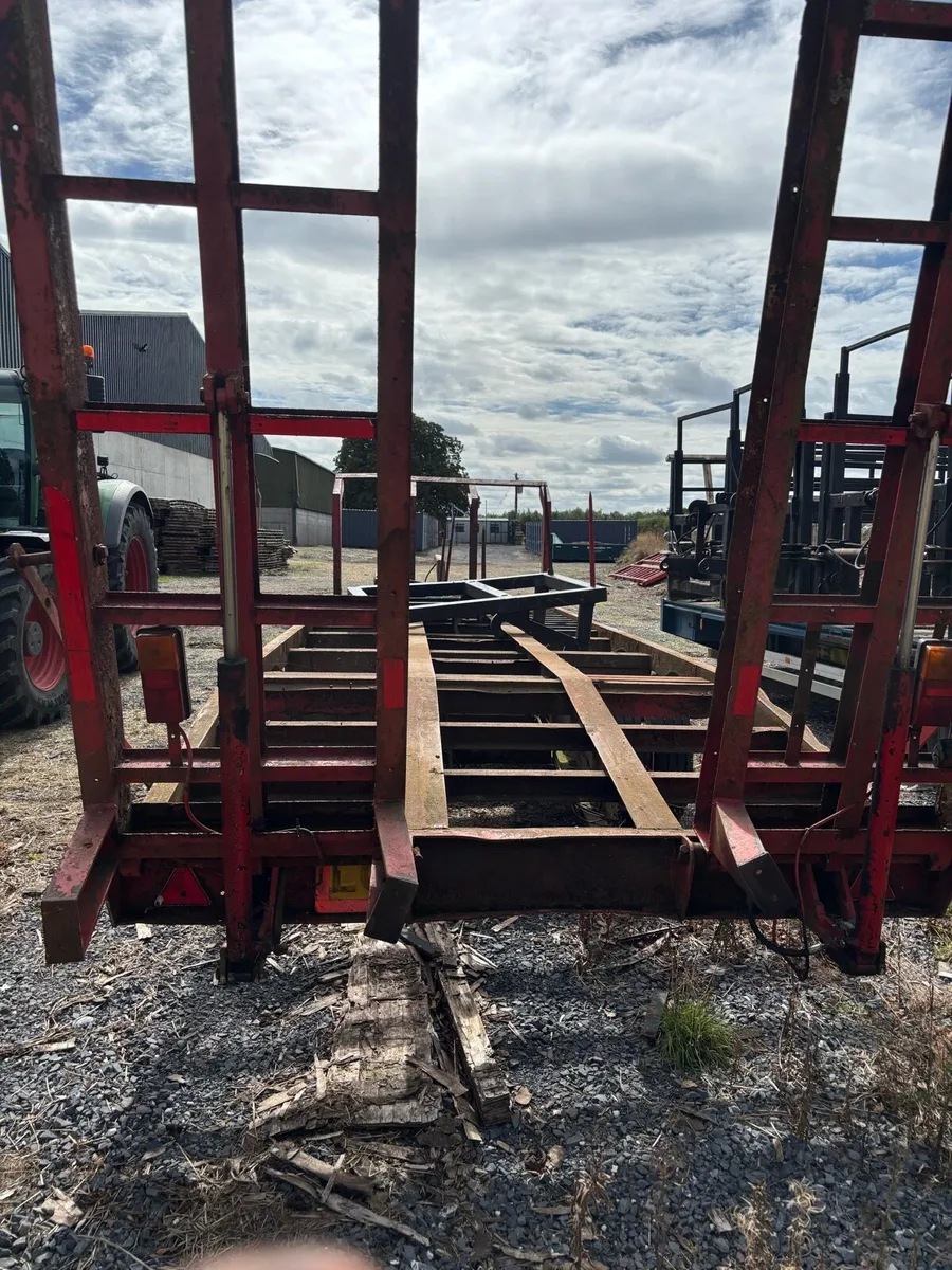 Bale trailer/ Low loader 27ft - Image 3