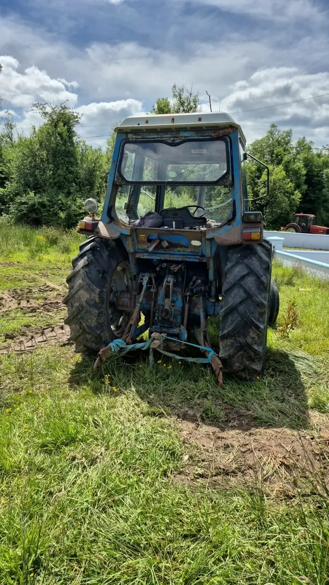 Ford 7600 dual power - Image 4