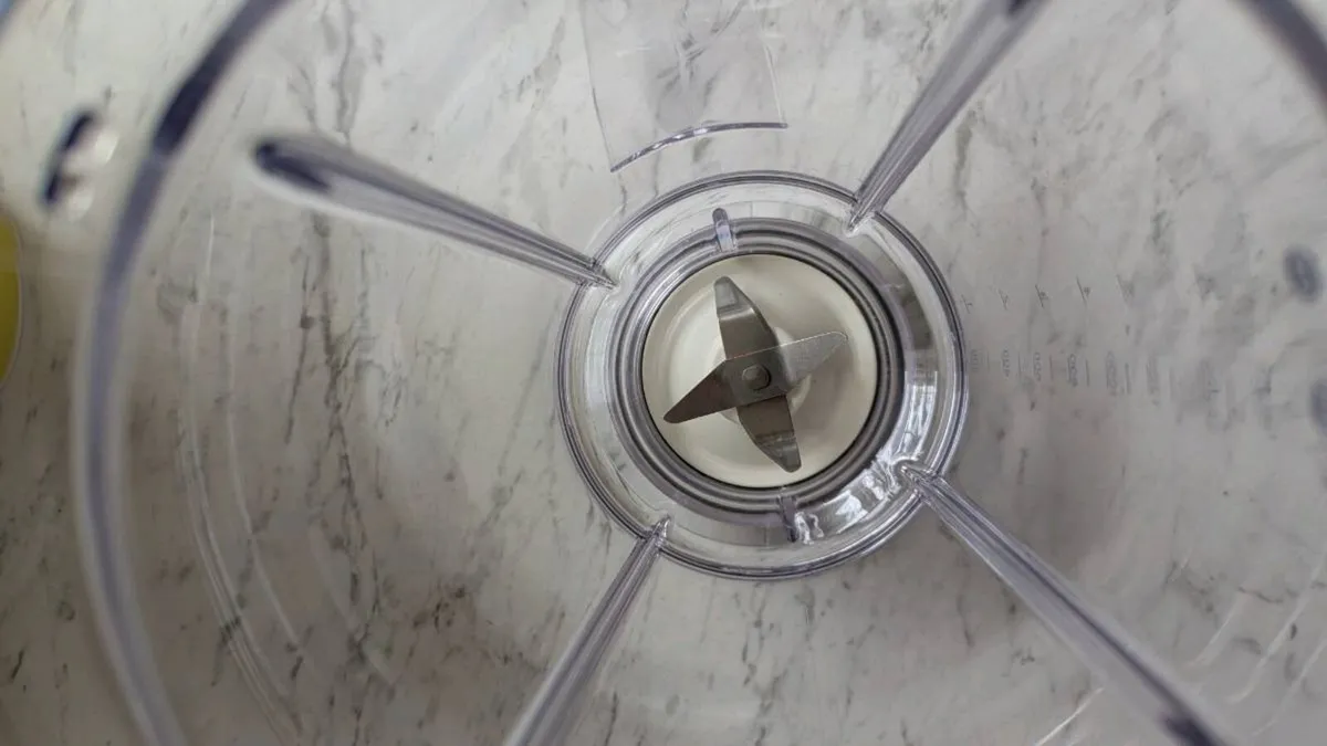 Kenwood Blender – 1.6L Jug, Pulse & Ice Crush - Image 4