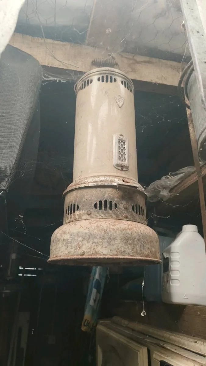 Oil heater - Image 1