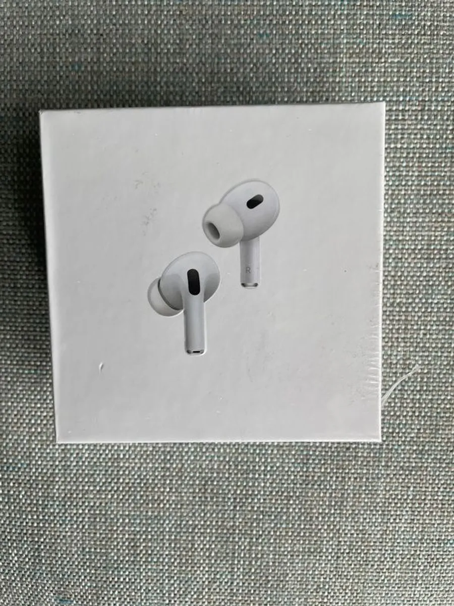 AirPods Pro2nd Generation with MagSafe Charging Case - Image 3