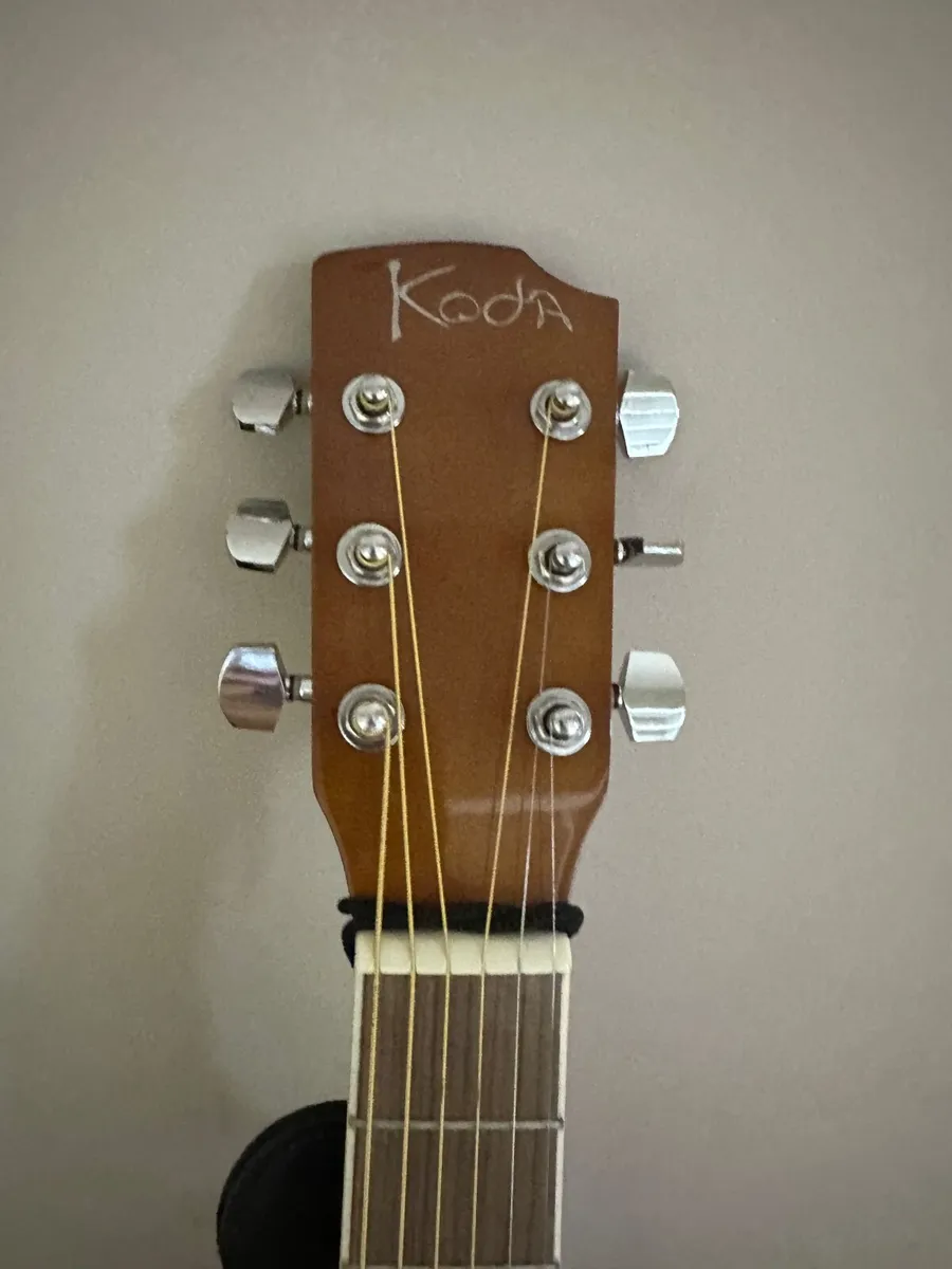 Guitar  Koda 3/4 Acoustic Guitar + Gig Bag - Image 2