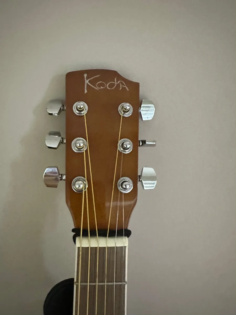 Guitar  Koda 3/4 Acoustic Guitar + Gig Bag - Image 4