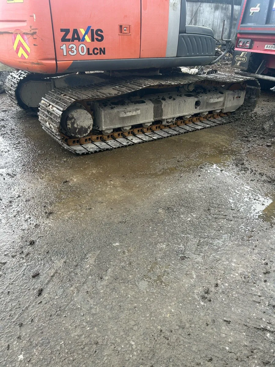Undercarriage Fitting - Image 4