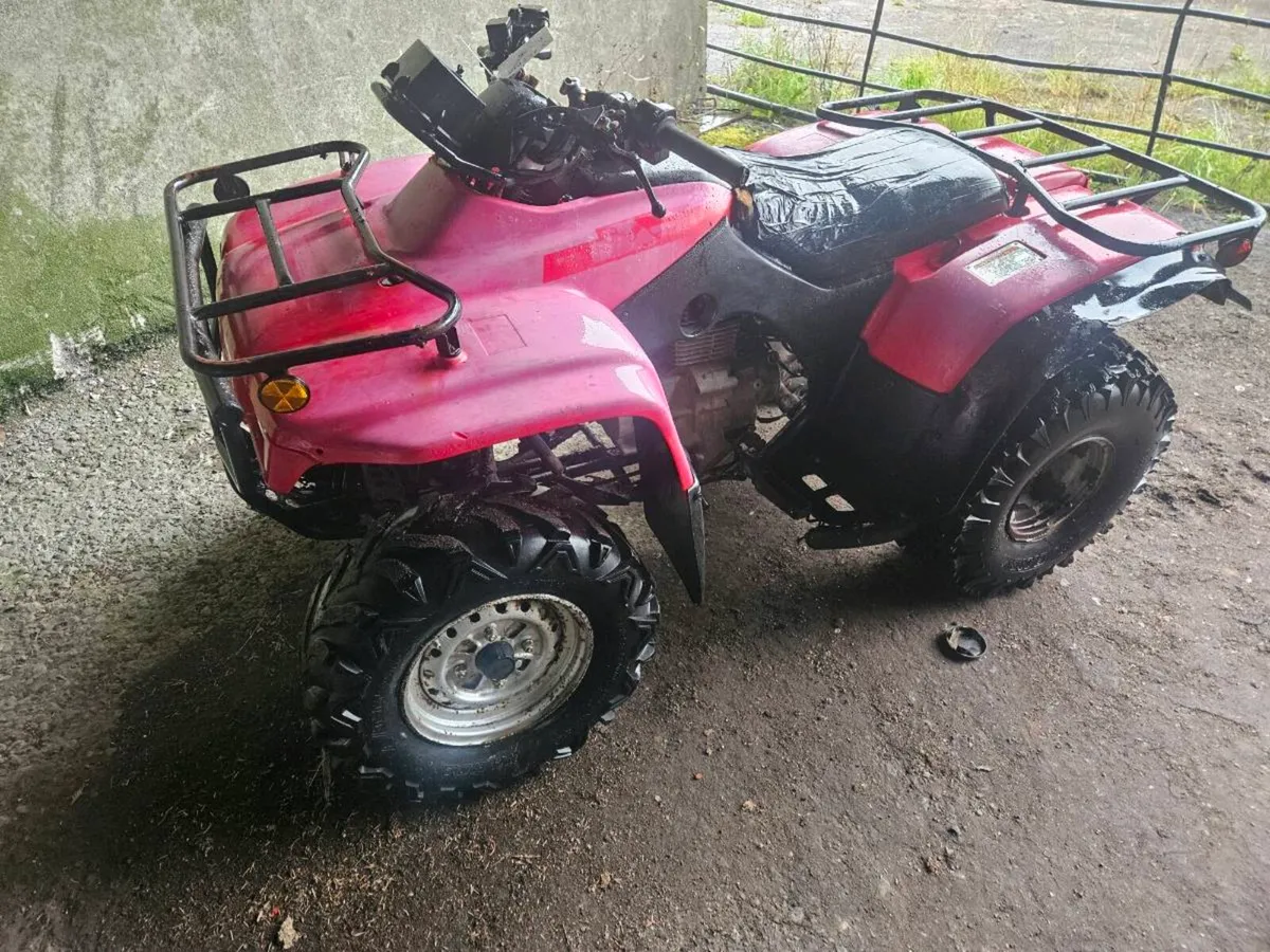 Honda 250 - Image 1