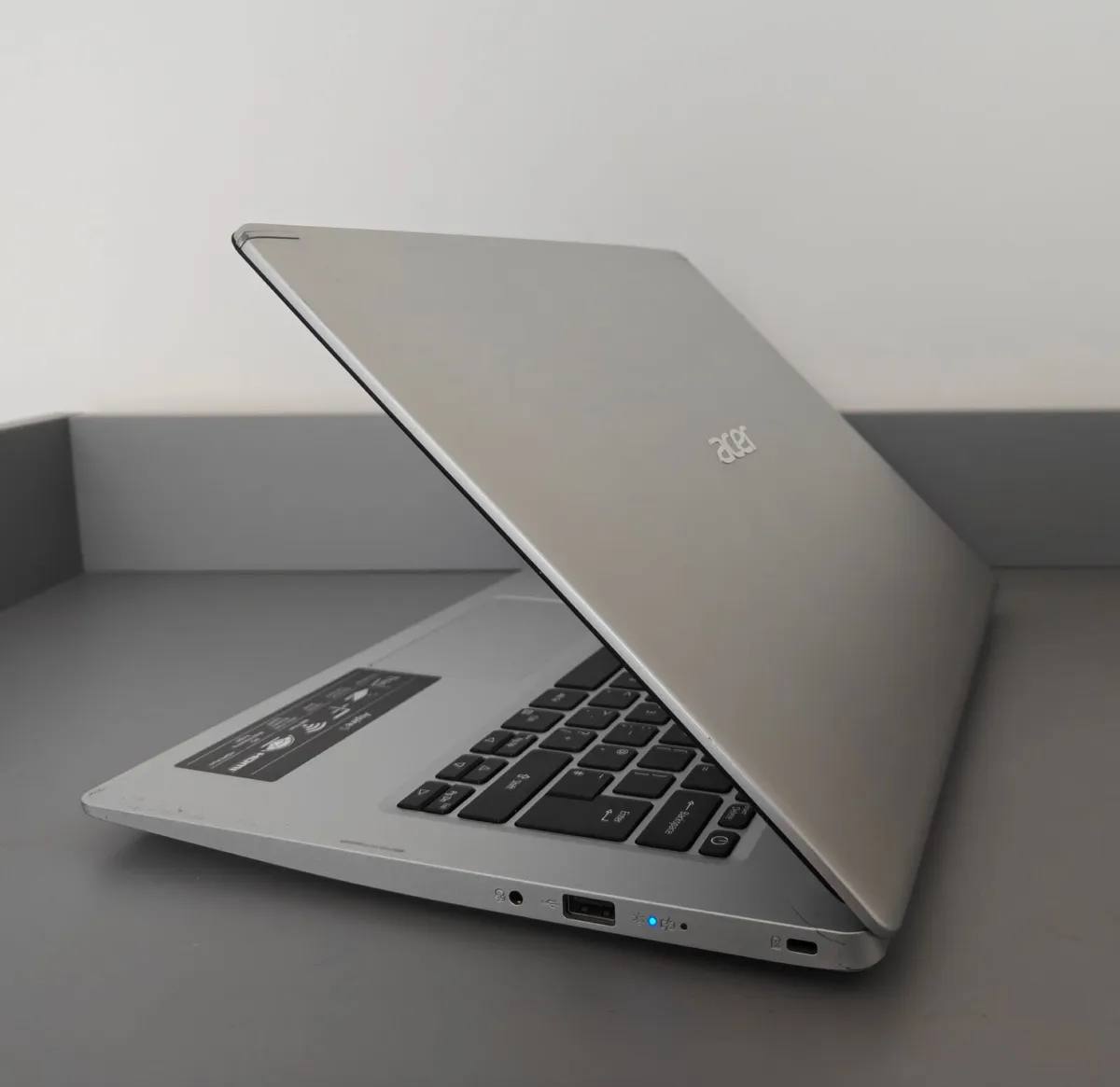 Acer Aspire 5, 8gen i3, 8GB RAM, 256GB SSD - Image 2