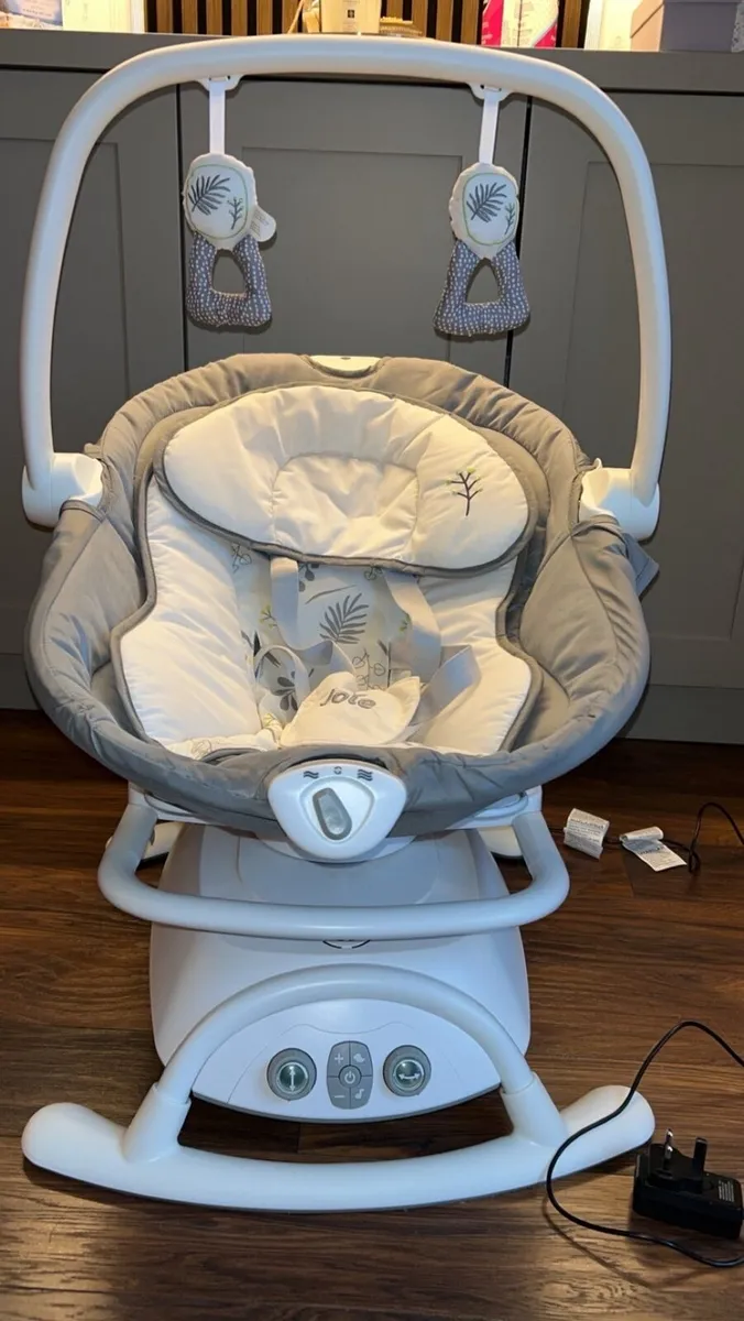 Joie Emeri 2-in-1 baby swing and rocker fern - Image 4