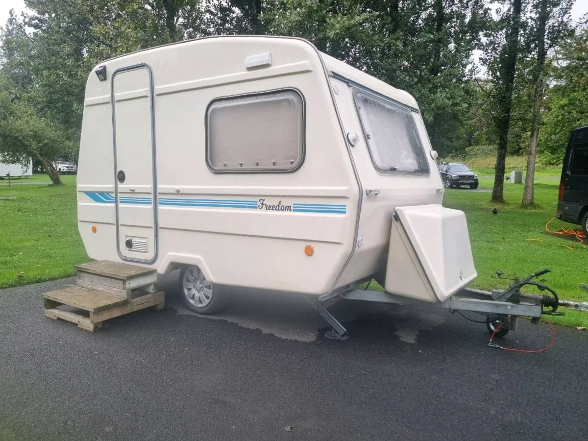 Caravan - Image 1