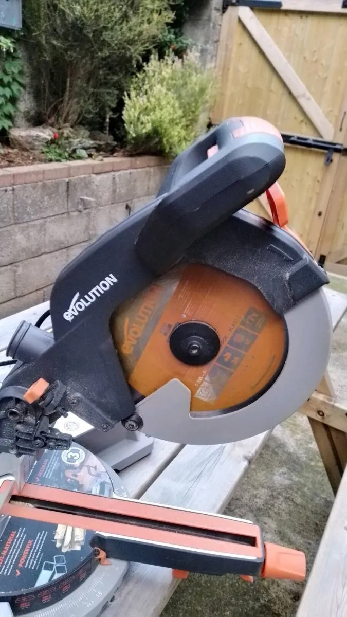 Mitre Chop saw - Image 2