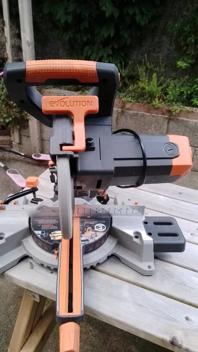 Mitre Chop saw - Image 3