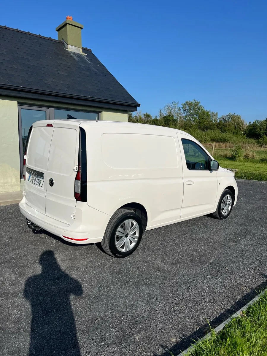 VW Caddy | 2L Diesel | 102HP - Image 2