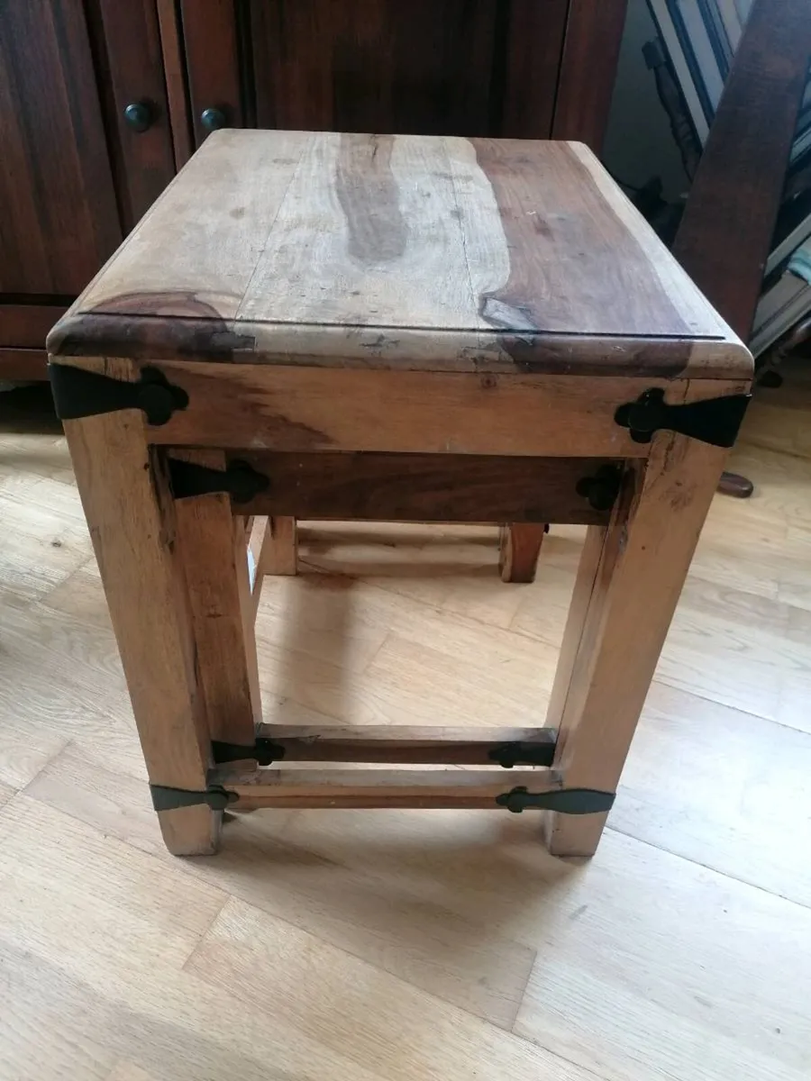 2 Nests of Table - Image 3