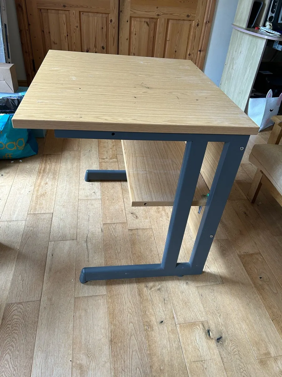Home study desk - Image 2