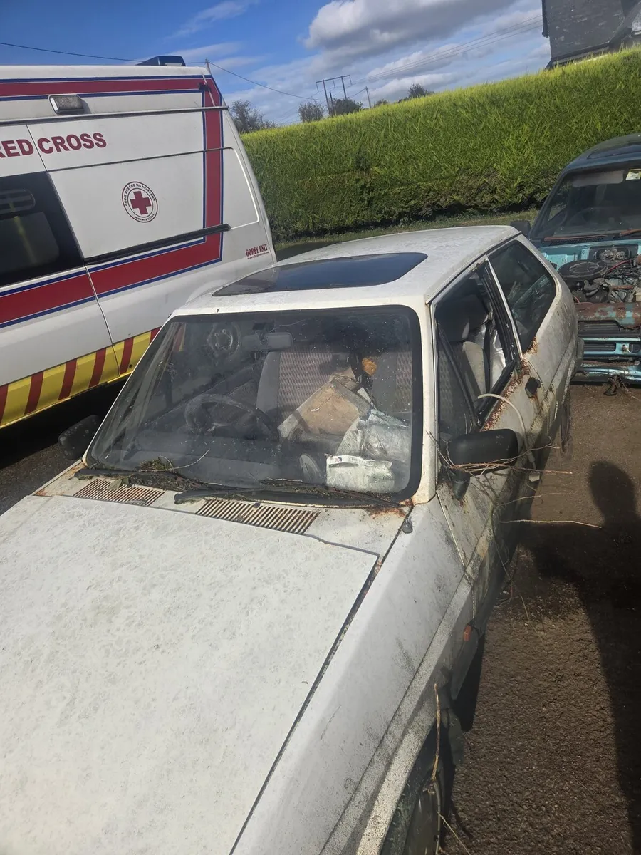 Mk2 fiesta for parts - Image 3