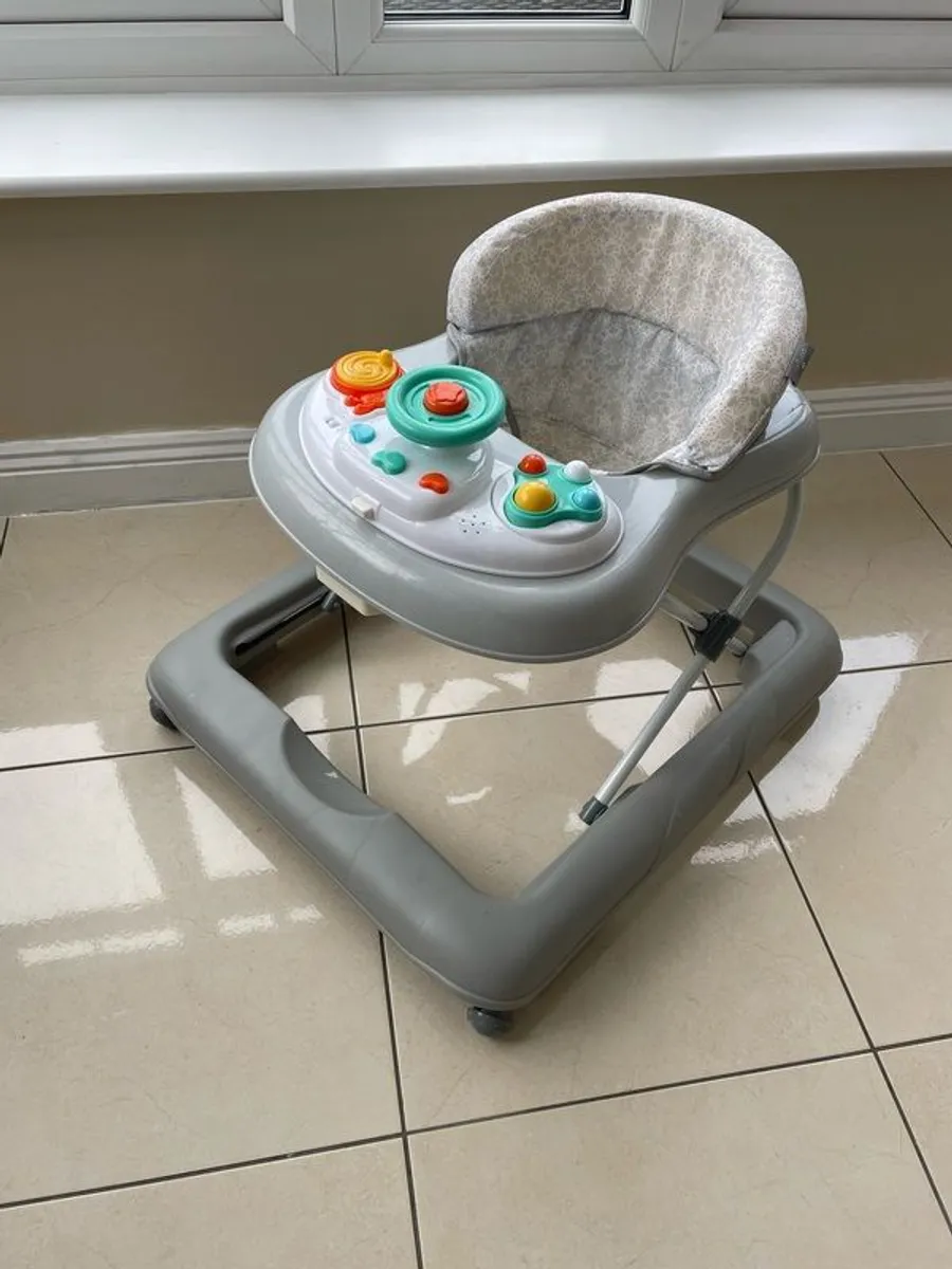 stroller - Image 3