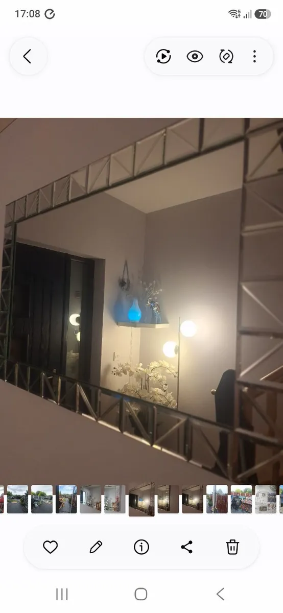 Mirror and coffee table - Image 1
