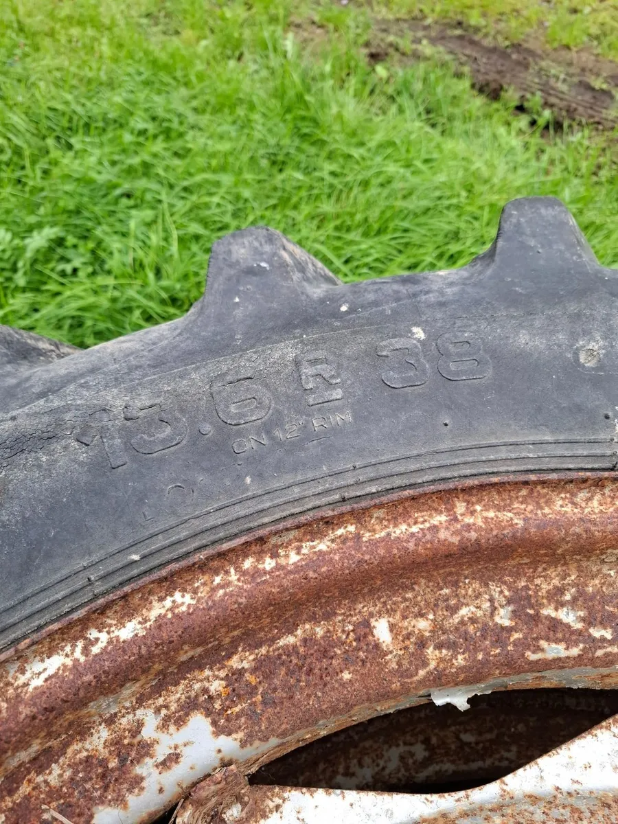 Tractor wheels - Image 3