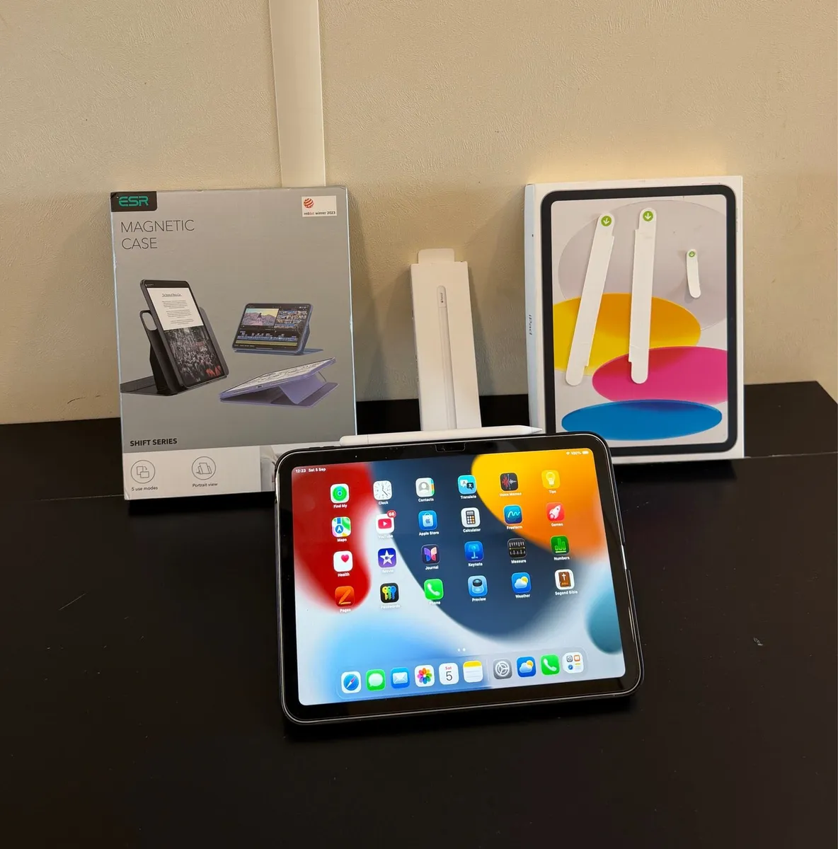 Apple iPad 11-inch: A16 128GB, Apple Warranty 8/27 - Image 3