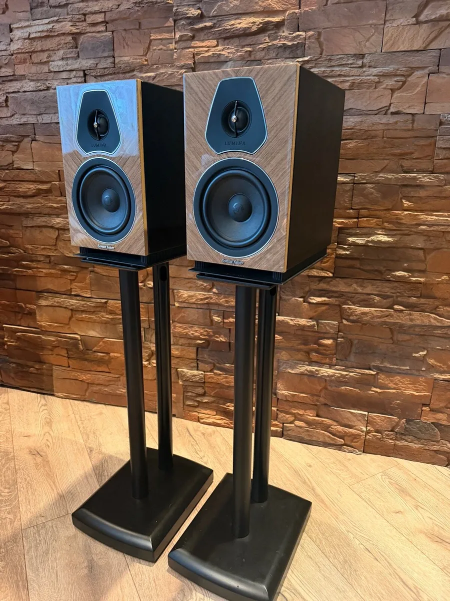 Sonus Faber Lumina 2 Amator + stands - Image 1