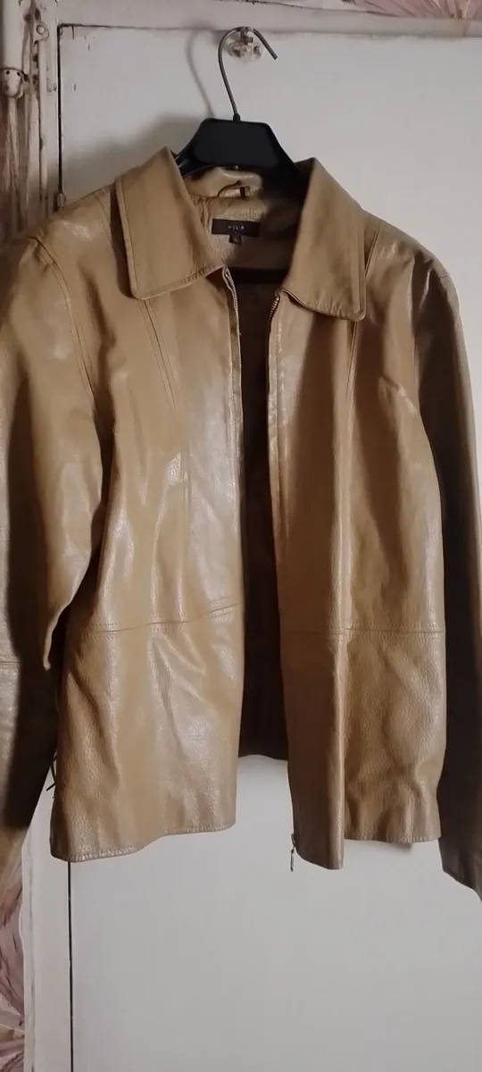 Crossdresser?leather jackets suede and velvet and - Image 2