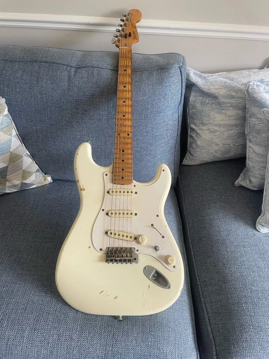 Guitar - Image 2