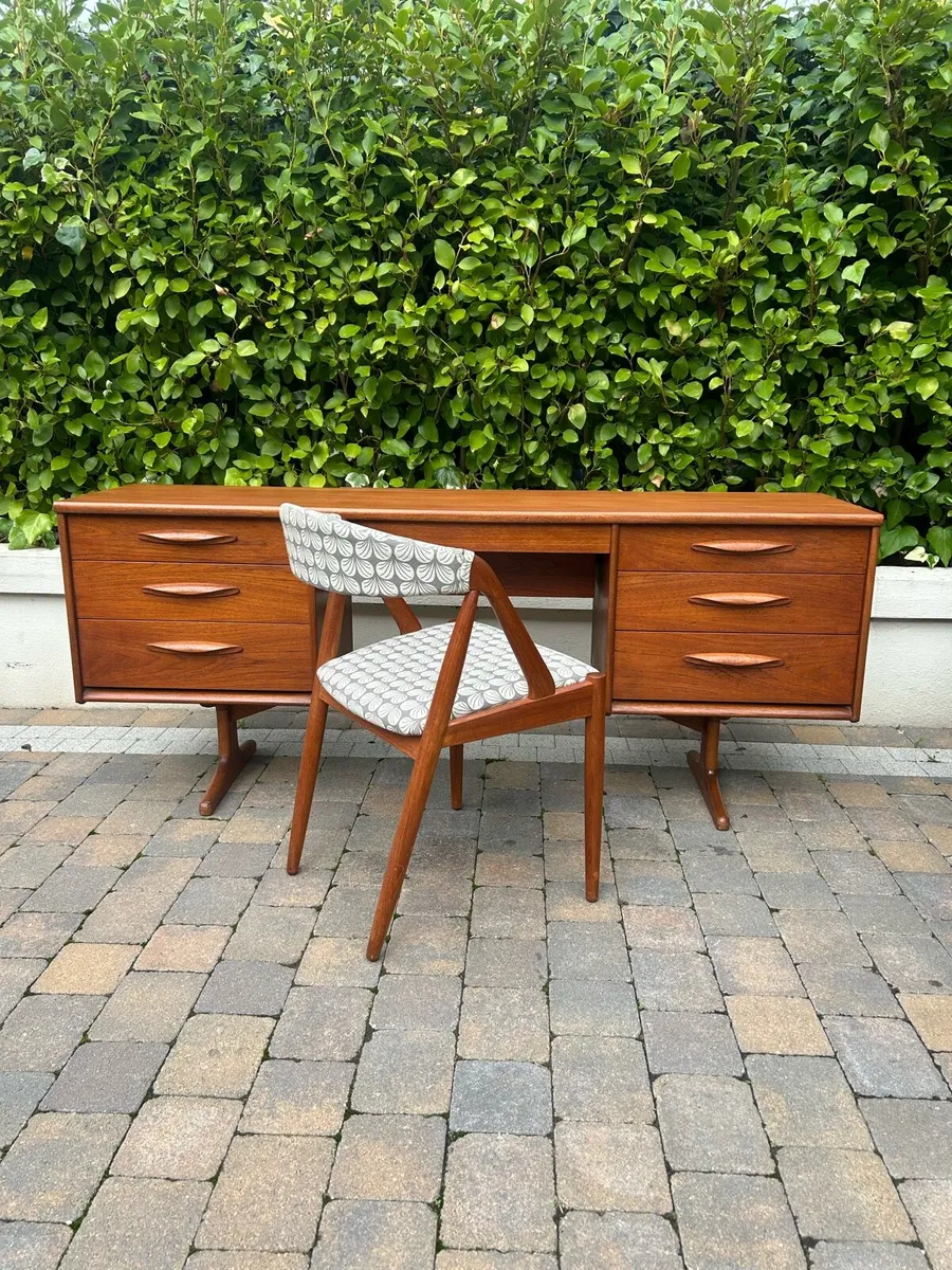 Kai Kristiansen chair & Frank Guille desk - Image 1