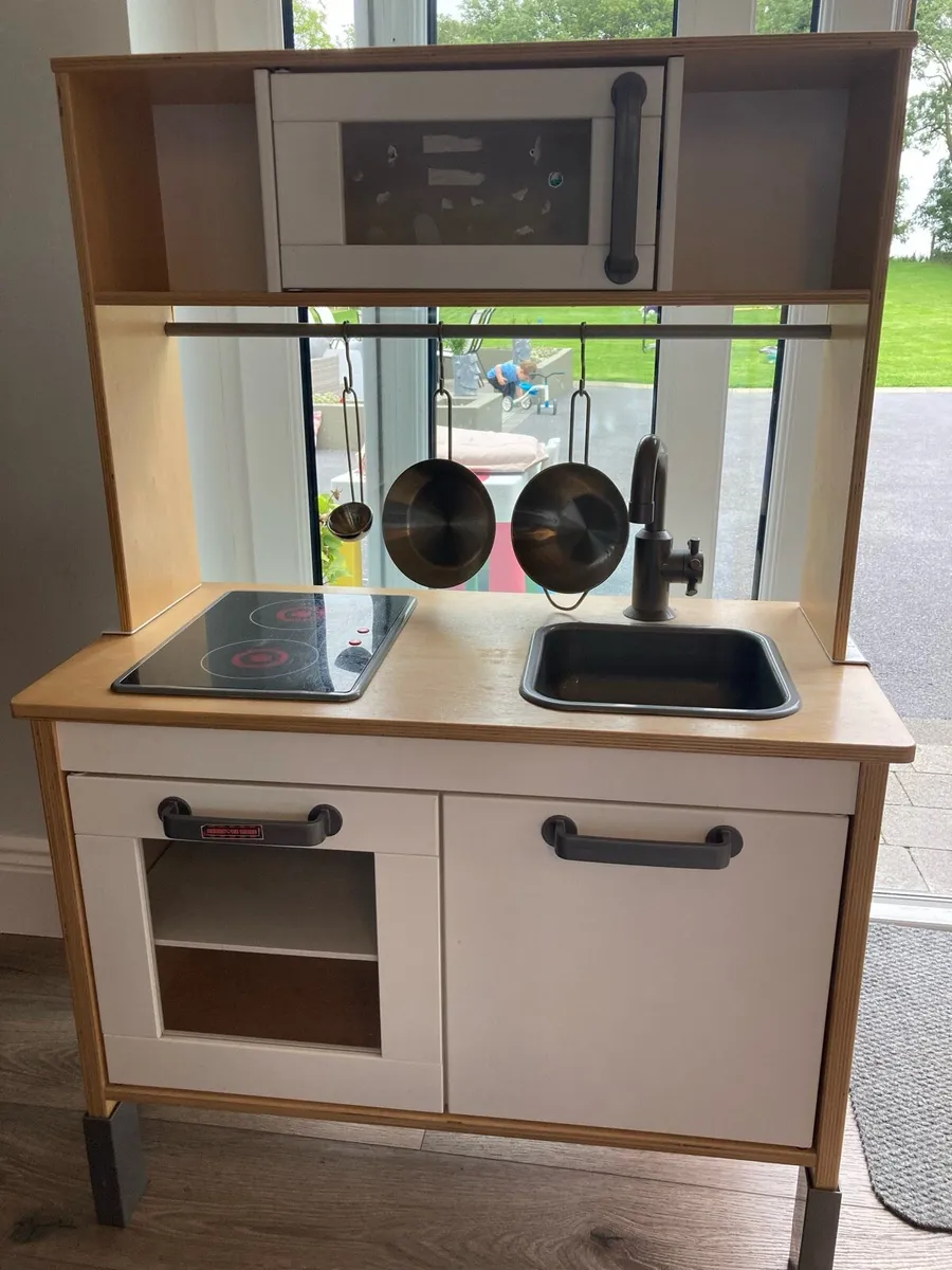Kids Toy Kitchen - Image 1