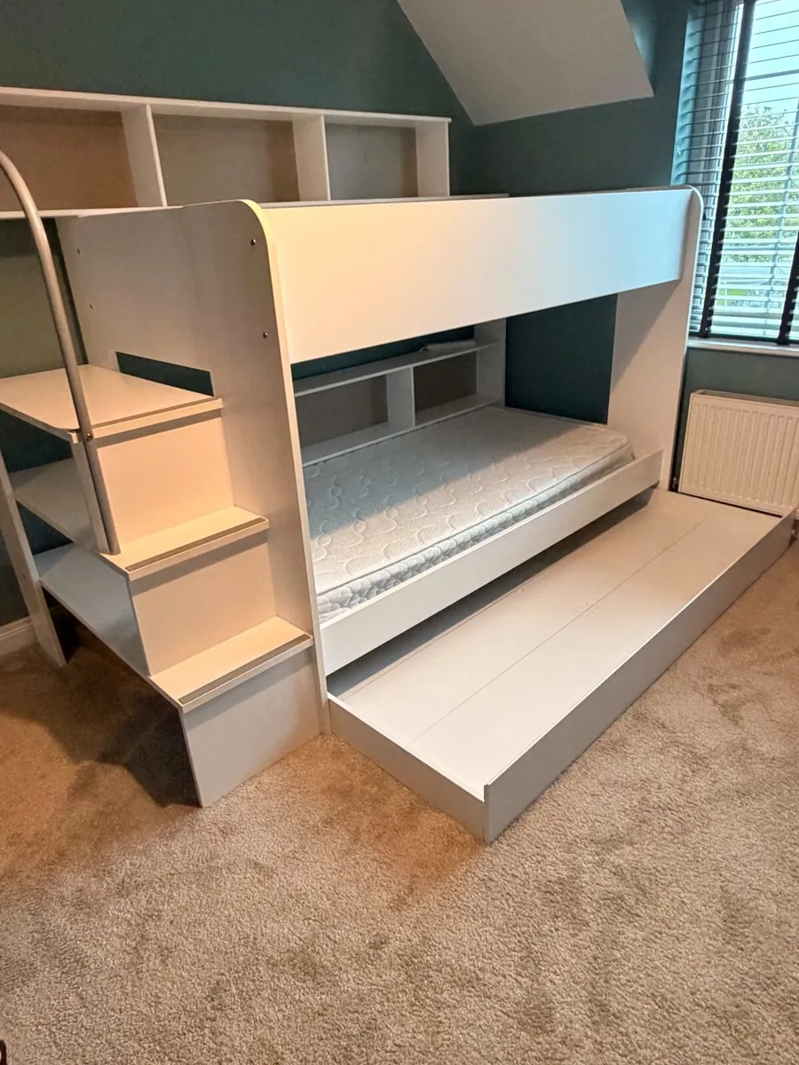 Bunk beds - Image 1