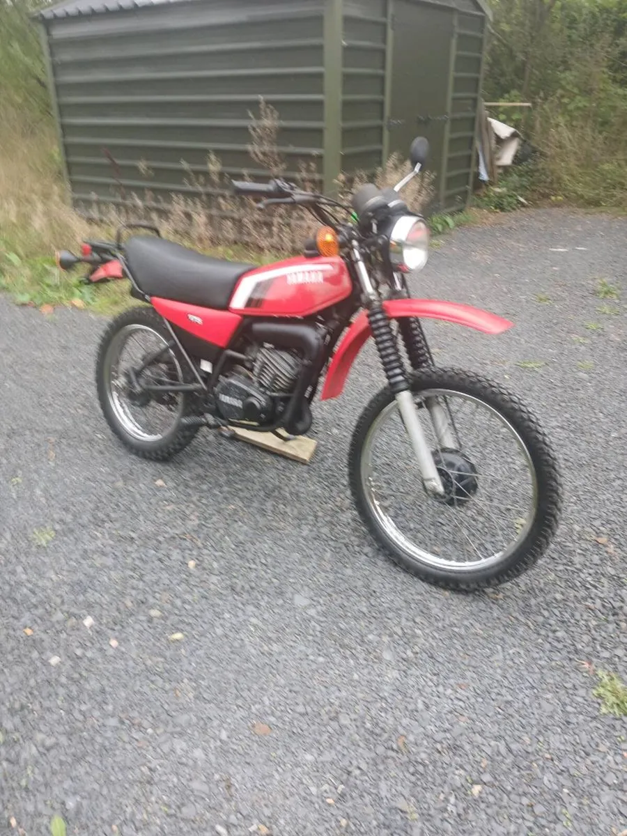 Yamaha DT 175 Rare Red Original BIKE 1979 - Image 4