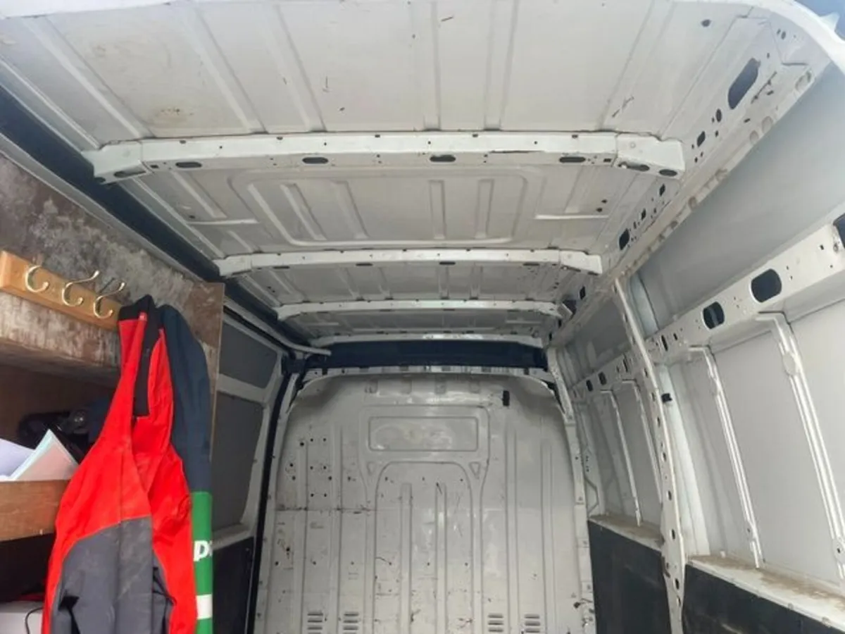 Nissan NV400 2012 - Image 3