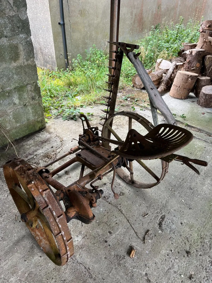 Vintage Pierce Horse-Drawn Finger Bar Mower - Image 3